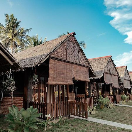Nipoh Beach Cottage Kijal Εξωτερικό φωτογραφία