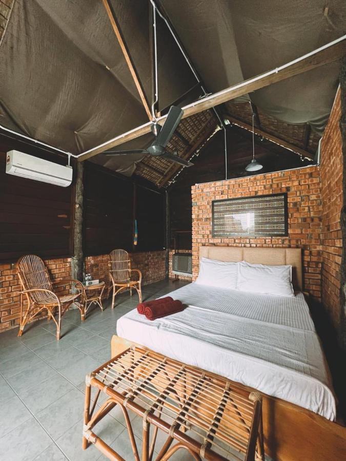 Nipoh Beach Cottage Kijal Εξωτερικό φωτογραφία